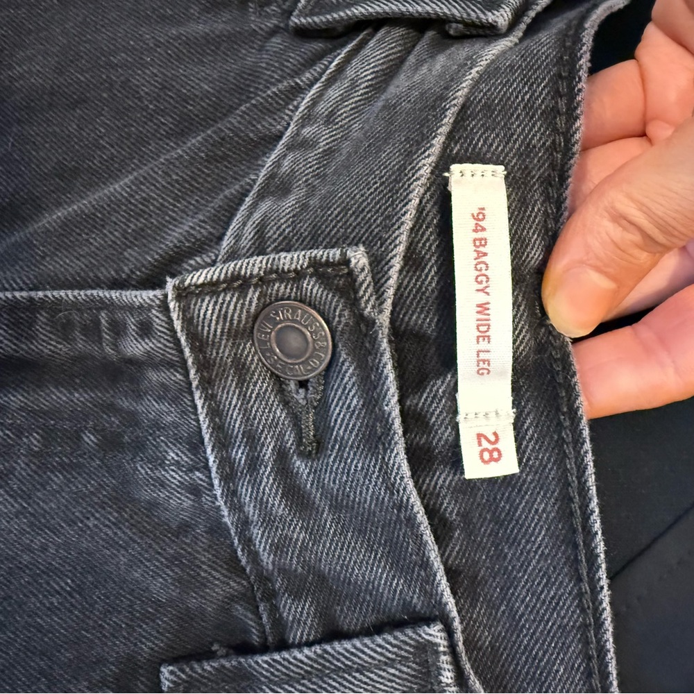 Levi’s 94 Baggy Wide Leg Jean in washed over exposure black size 28 - Picture 6 of 11
